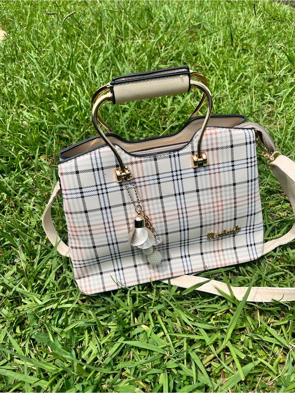 NWOT Plaid Top-Handle Satchel Handbag in Cream and Black